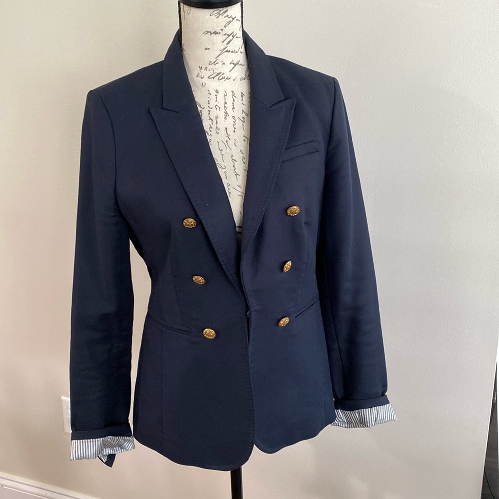 Banana Republic classic navy blazer